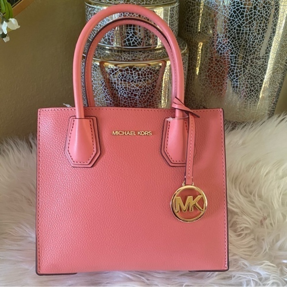New Michael Kors Mercer medium messenger Bag - Picture 4 of 15